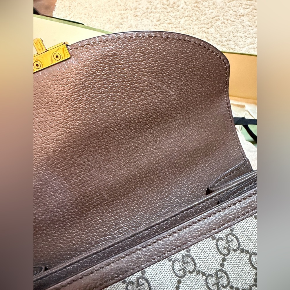 Gucci Bag - Picture 4 of 5